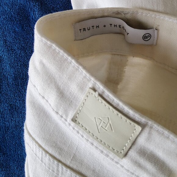 Solid White Soft Stretch Straight Cotton Skinny Jeans Size 8P EUC - Picture 2 of 14